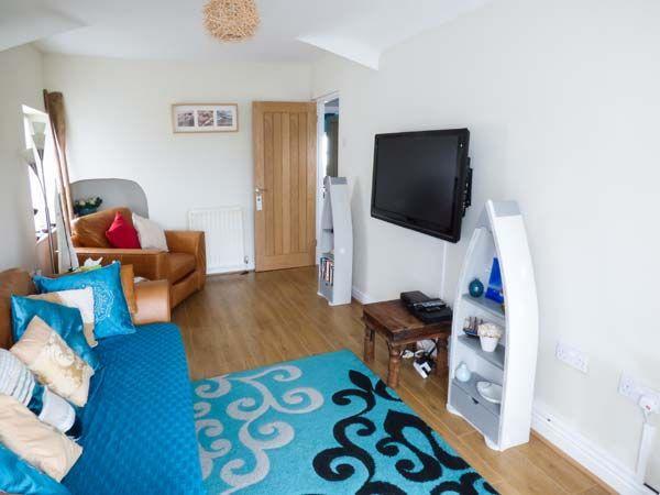 Apartment Ty'r Enfys Bach - Upper *